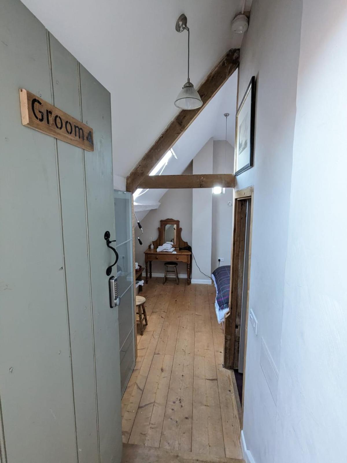 Regilbury Court, Grooms House Redhill  Buitenkant foto